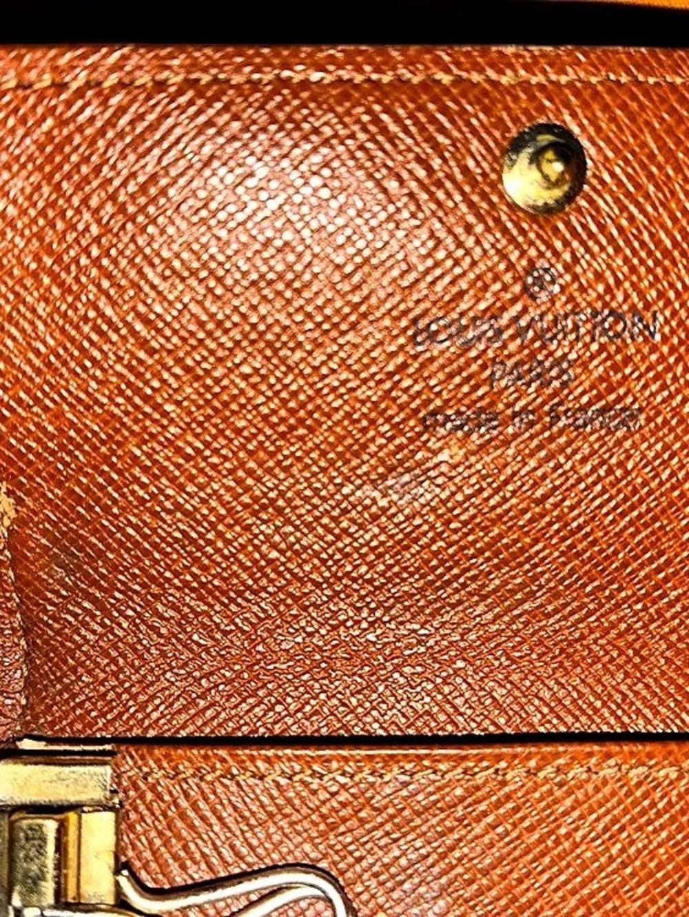 EUC Gorgeous Louis Vuitton Monogram 4 Key Holder Brown